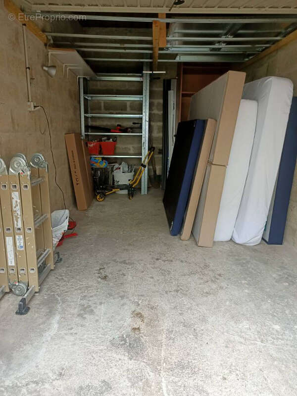 Parking à MAISONS-ALFORT