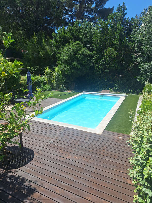 Maison 5 pièces avec piscine, double garage - photo 10