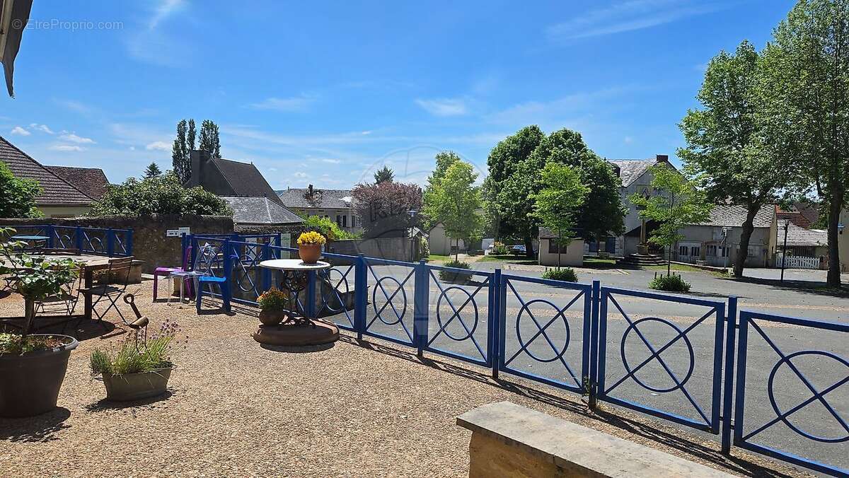 Maison à ISSY-L&#039;EVEQUE