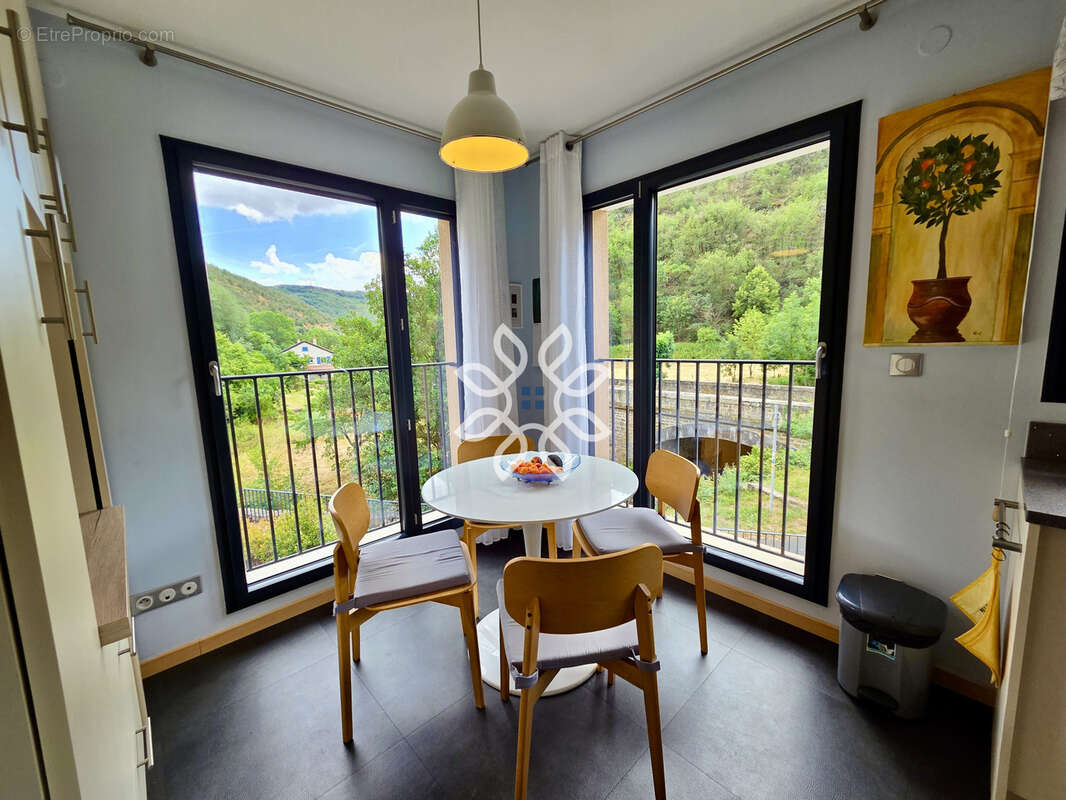 Maison contemporaine, garage et terrasse - Blesle - photo 6