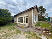 Maison à FLEURY-LA-VALLEE
