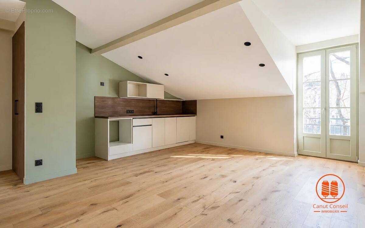 Appartement à LYON-1E