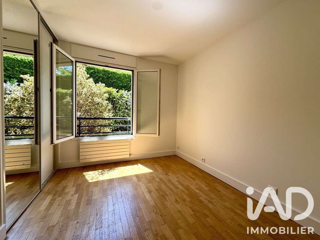 Photo 8 - Appartement à GARCHES