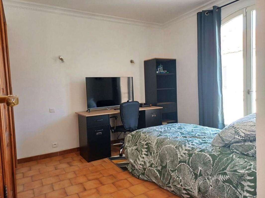 Maison à SAINT-GENIS-DES-FONTAINES