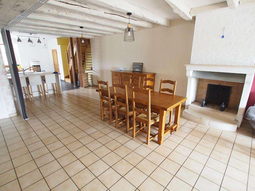 Maison familiale de 190m2 - photo 3
