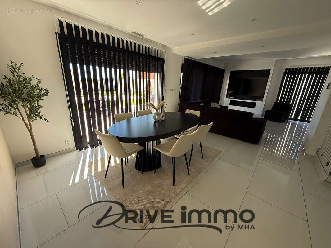 Drive immo narbonne villa 140m2 jardin grand garage piscine - photo 2