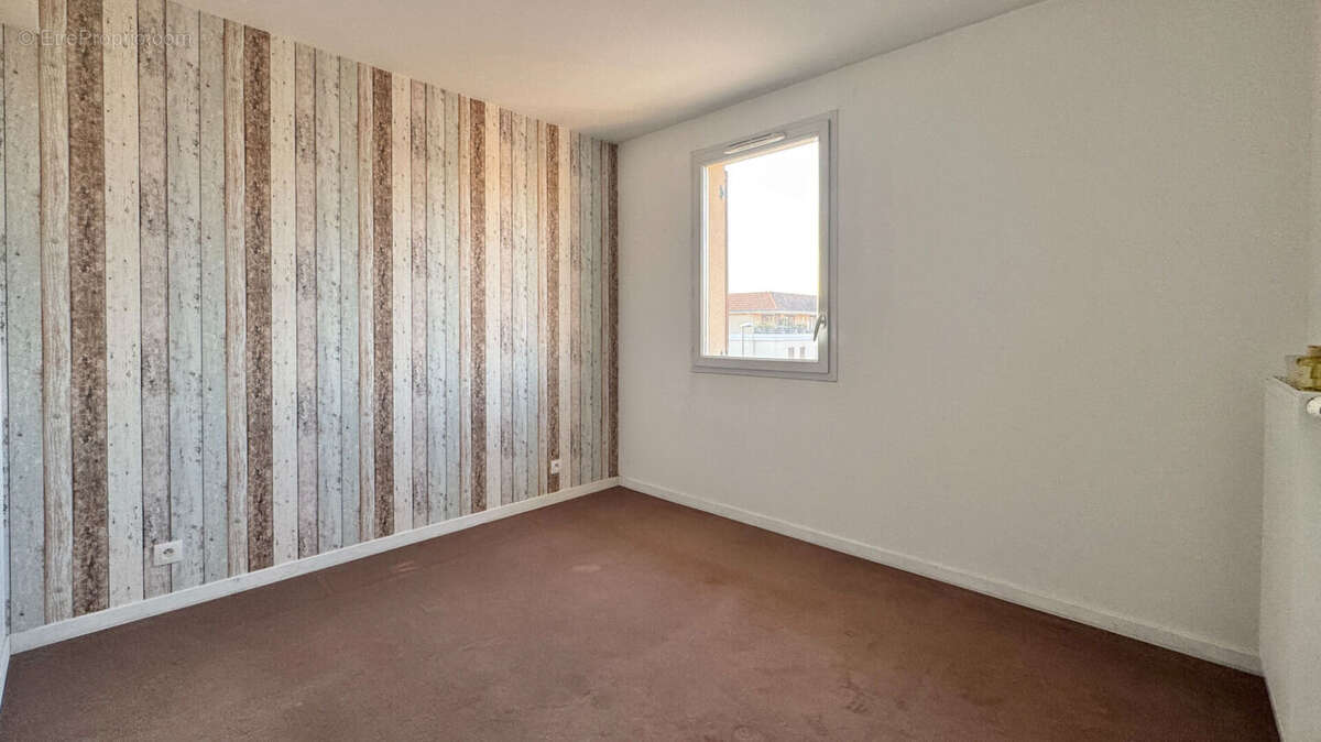 Appartement à SAINT-PIERRE-DU-PERRAY
