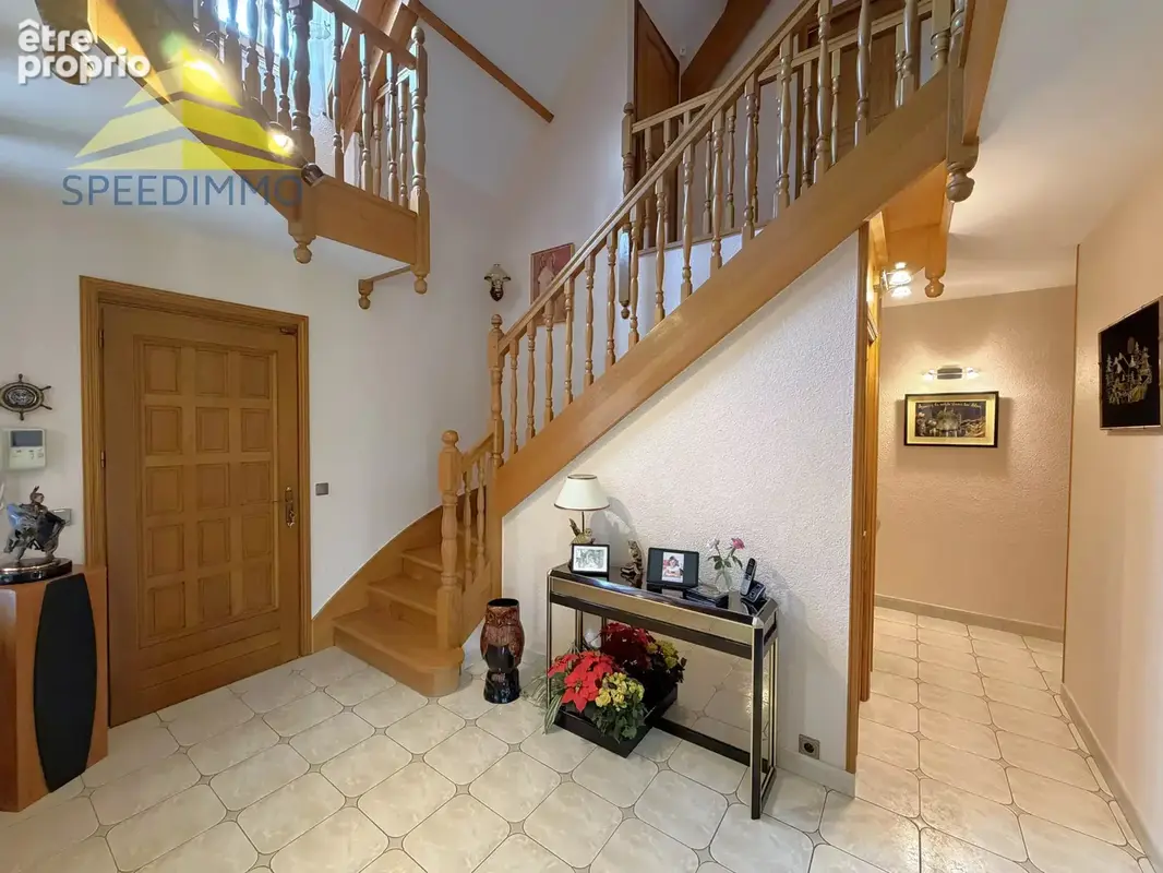 Maison de caractère – 7 pièces – Mandres les roses - photo 5