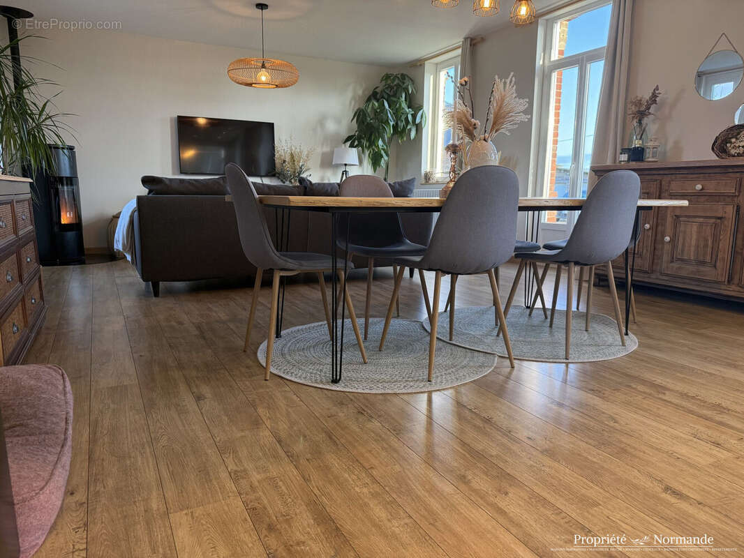 Maison à VOISCREVILLE