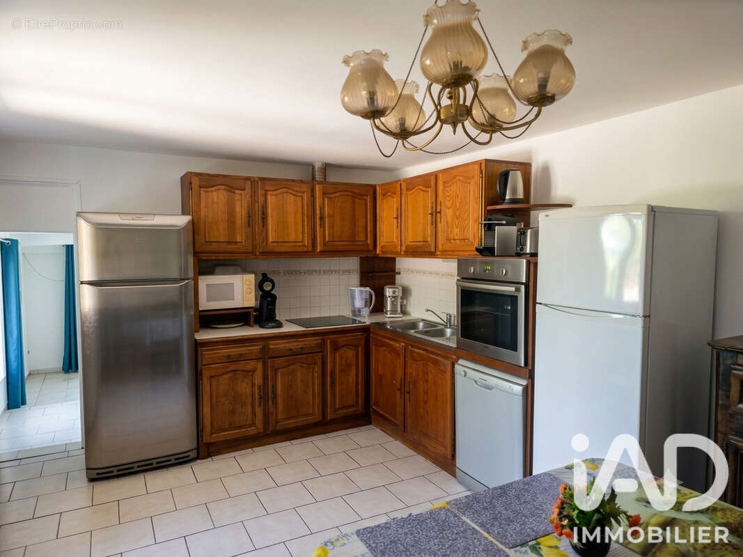 Maison 107 m² à Saint-Sauveur  - photo 6