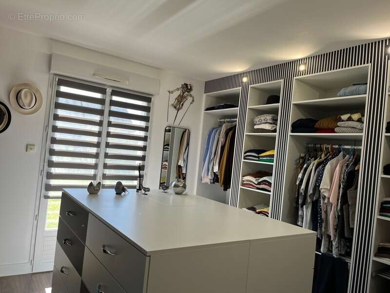 Maison à AZAY-LE-RIDEAU