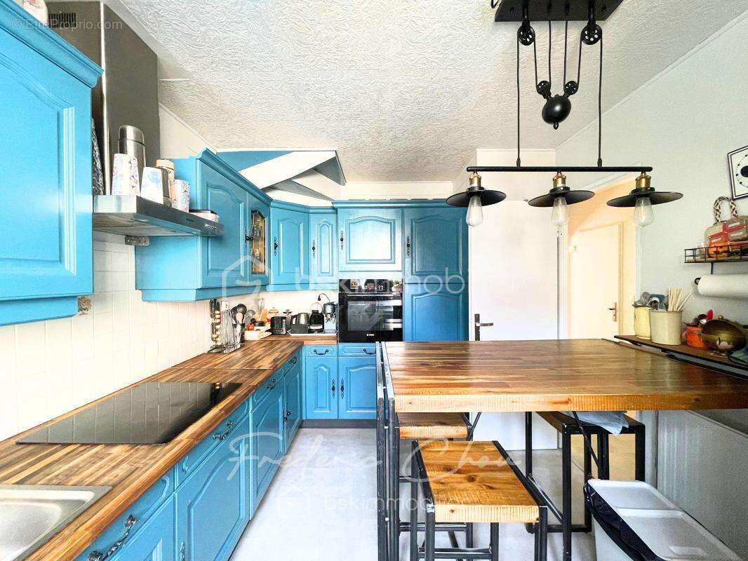 Maison à BUSSY-SAINT-GEORGES