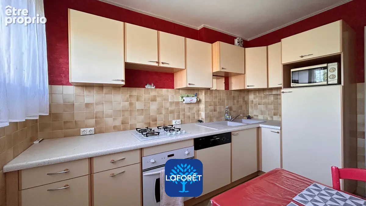 Appartement Saint Priest 3 pièce(s) 72 m2 - photo 4