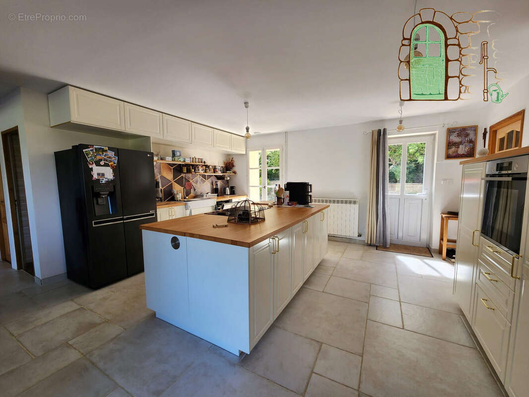 Maison 270 m² à Arville  - photo 4