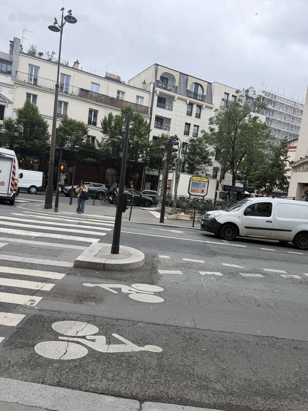 Appartement à PARIS-10E