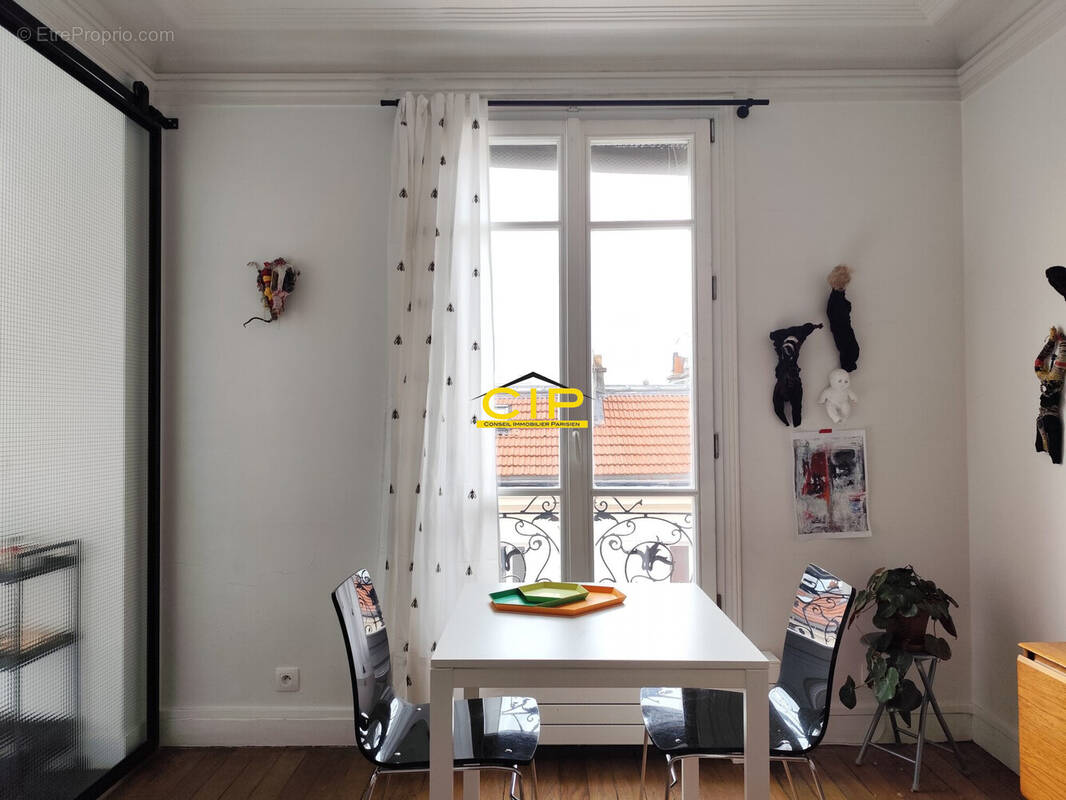 Appartement à PARIS-19E
