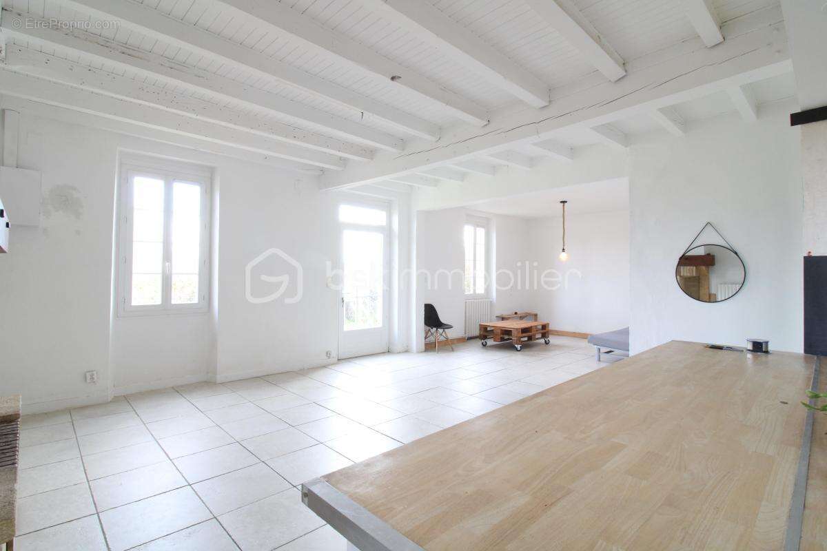 Maison à SAINT-MARTIN-D'ONEY