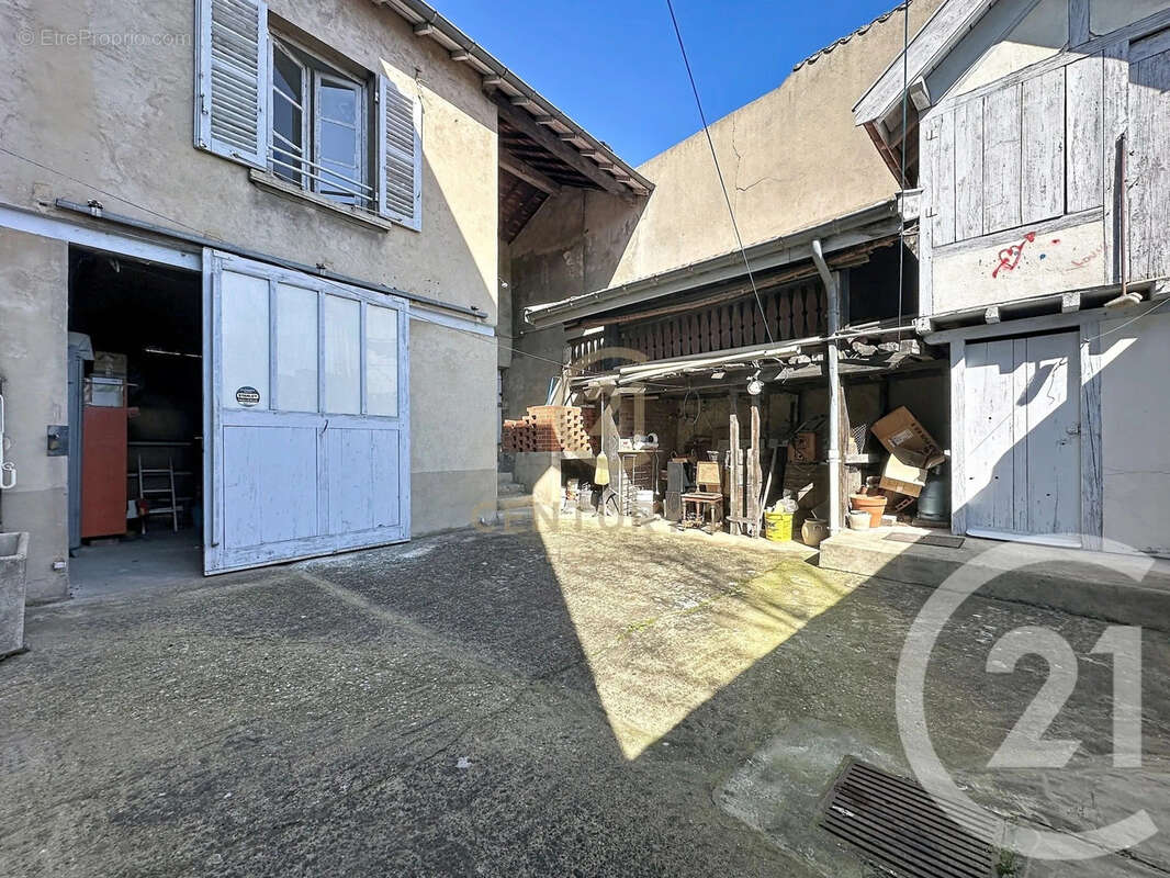 Maison à GRIGNY