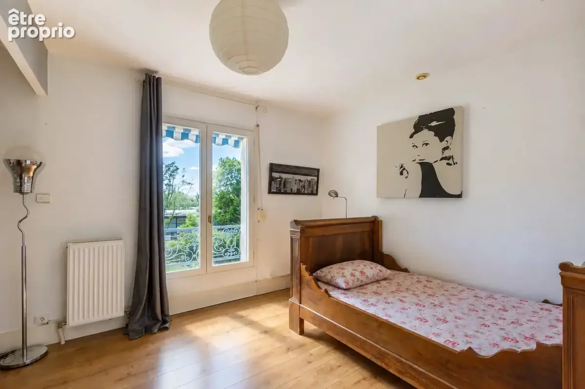 Villa ecully 280m2 - au fond d'une impasse - calme et discretion - photo 19