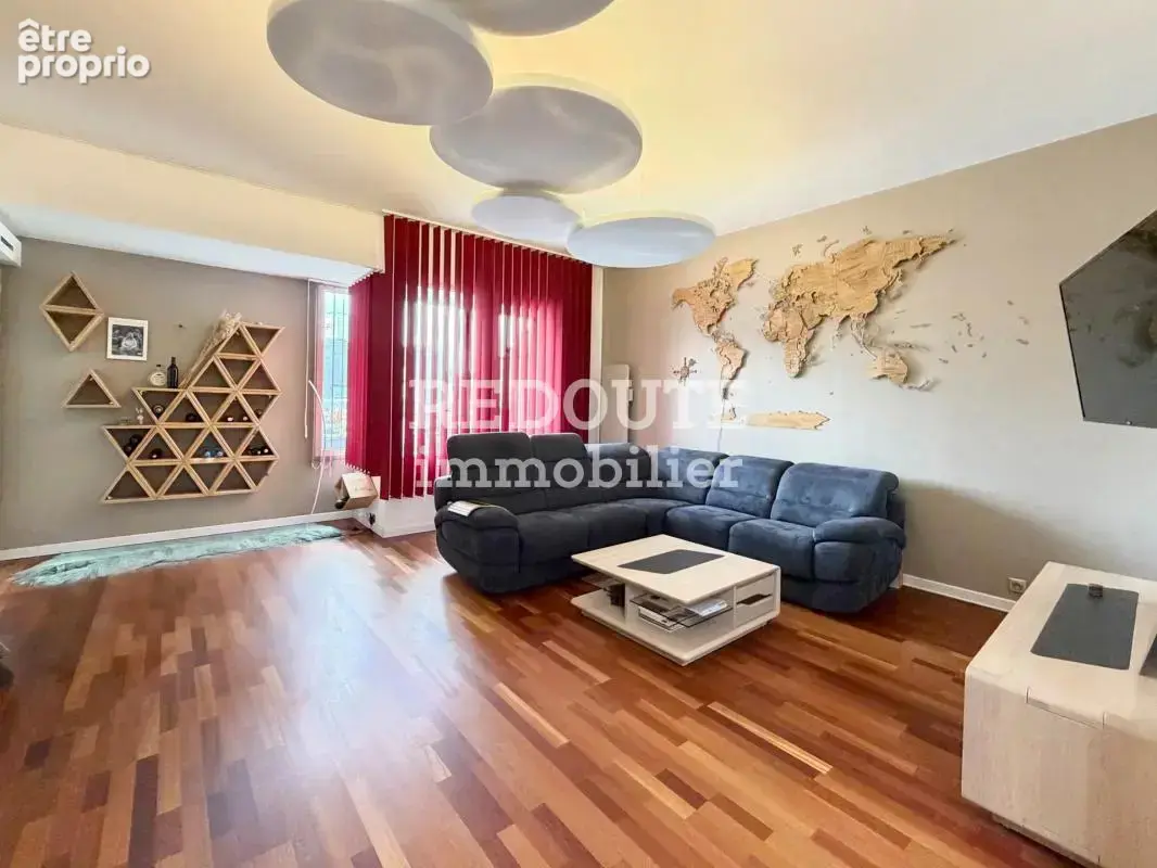 Epernay hyper centre : dernier etage - appartement en duplex - photo 2
