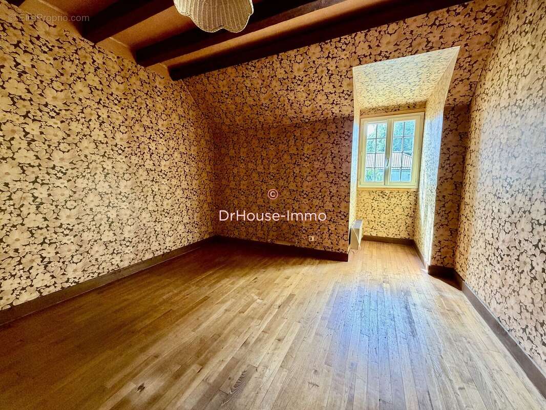 Maison 154 m² à Riberac  - photo 8