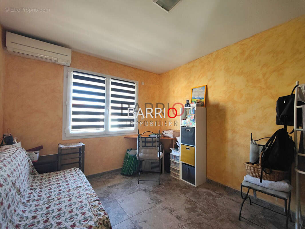 Maison à SAINT-GENIS-DES-FONTAINES