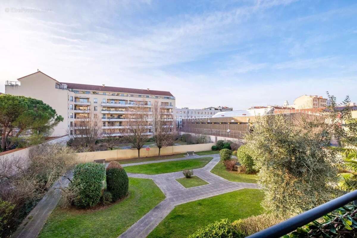Appartement à VILLEURBANNE