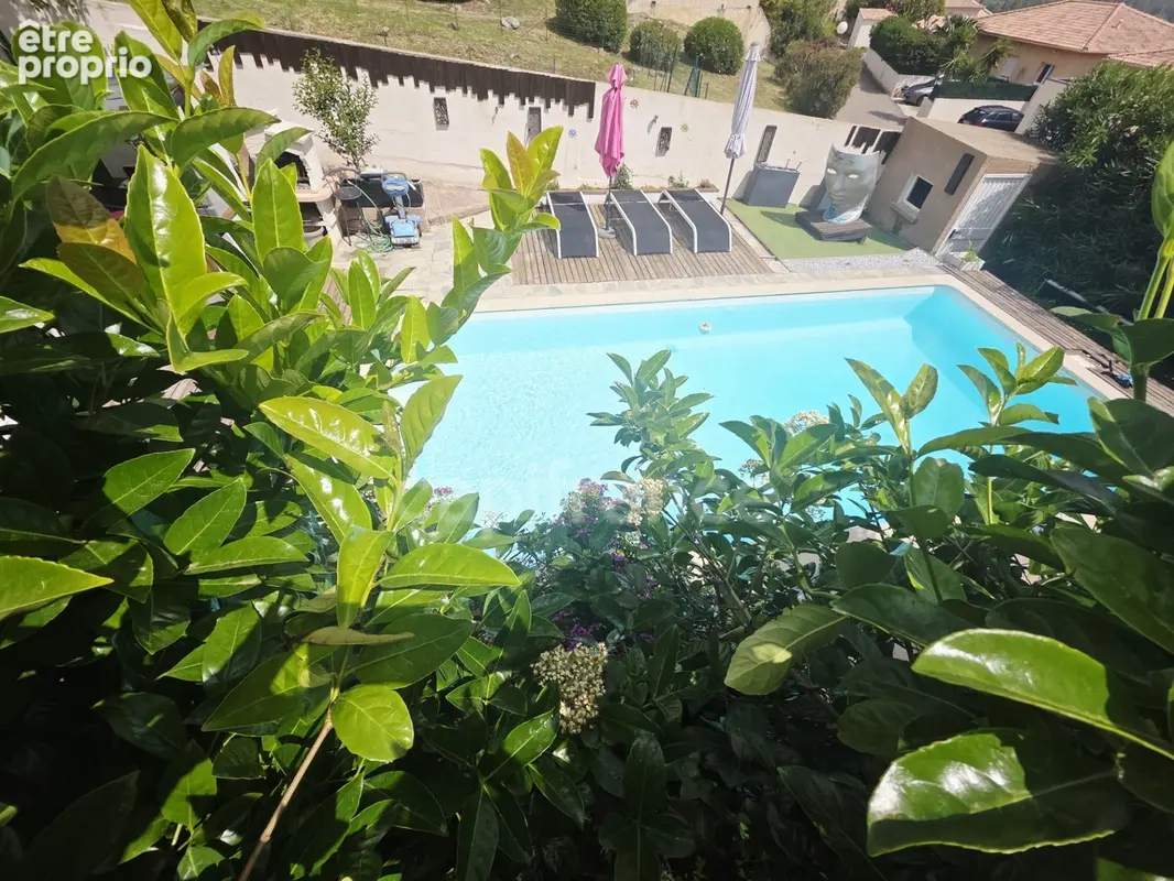 Vue mer – Villa d’architecte avec piscine – 6 pièces – Hauteurs de Biguglia - photo 1