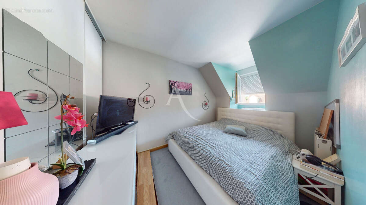 Maison à PONTAULT-COMBAULT