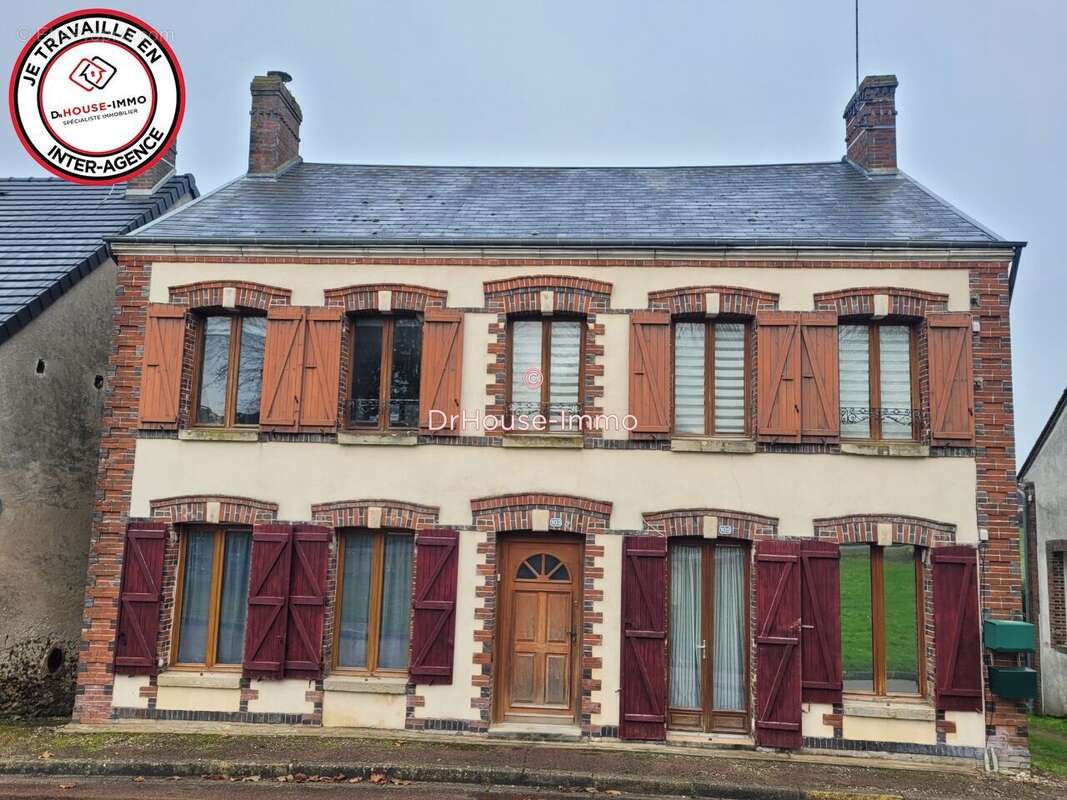 Maison à COURTENAY