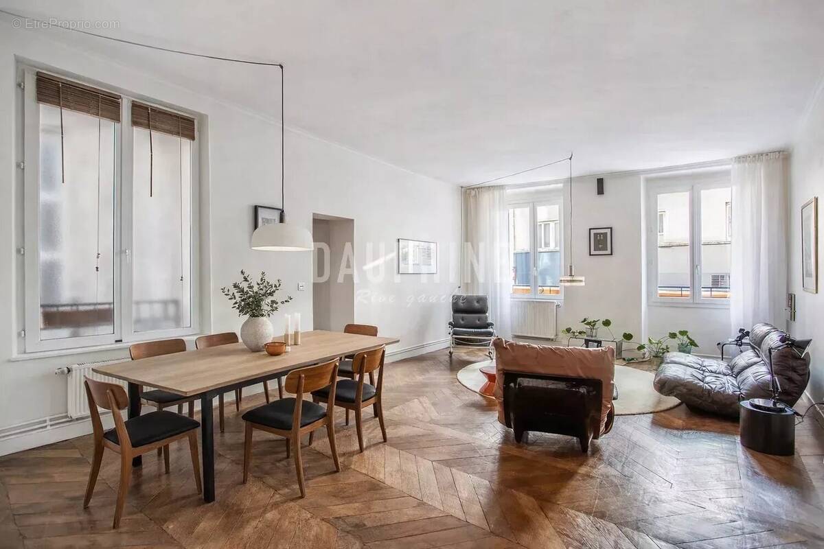 Appartement à PARIS-19E