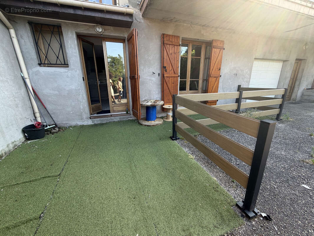 Appartement à BOURGOIN-JALLIEU