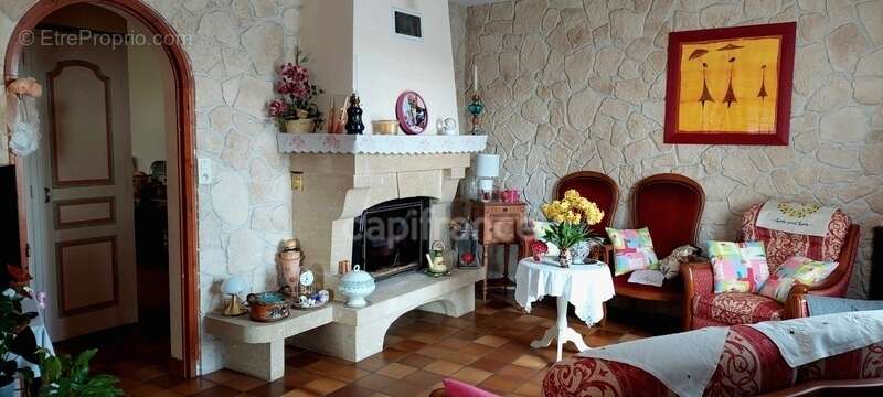 Maison à FONTENAY-LE-COMTE