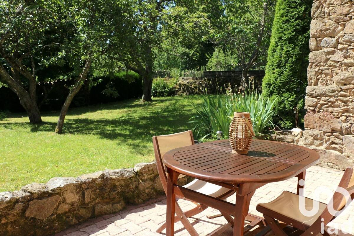 Photo 1 - Maison à SAINT-SAUVEUR-LA-SAGNE