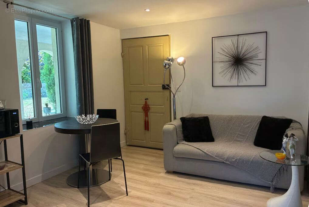 Maison à CONDRIEU