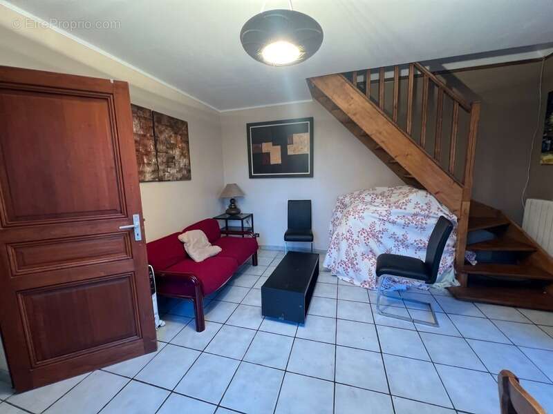 Maison à DAMPIERRE-EN-YVELINES