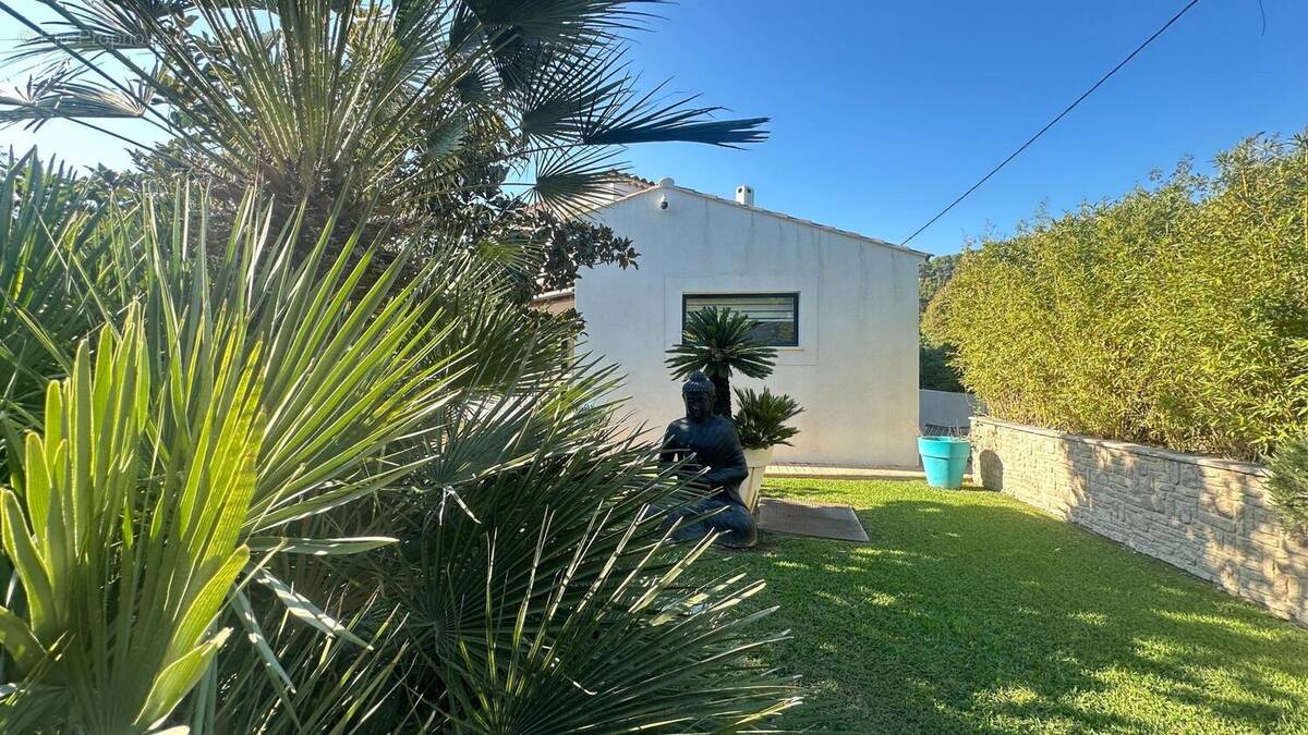 Photo 1 - Maison à SAINT-VICTORET