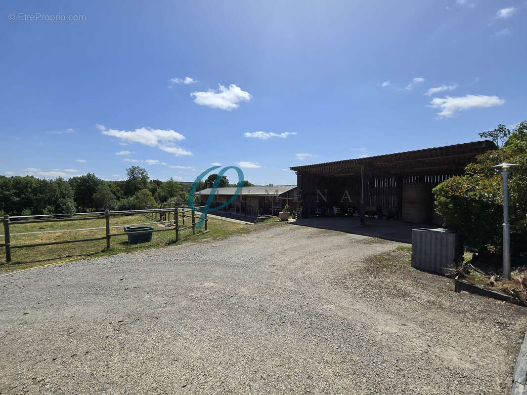 Propriété équestre dans un cadre exceptionnel - photo 9