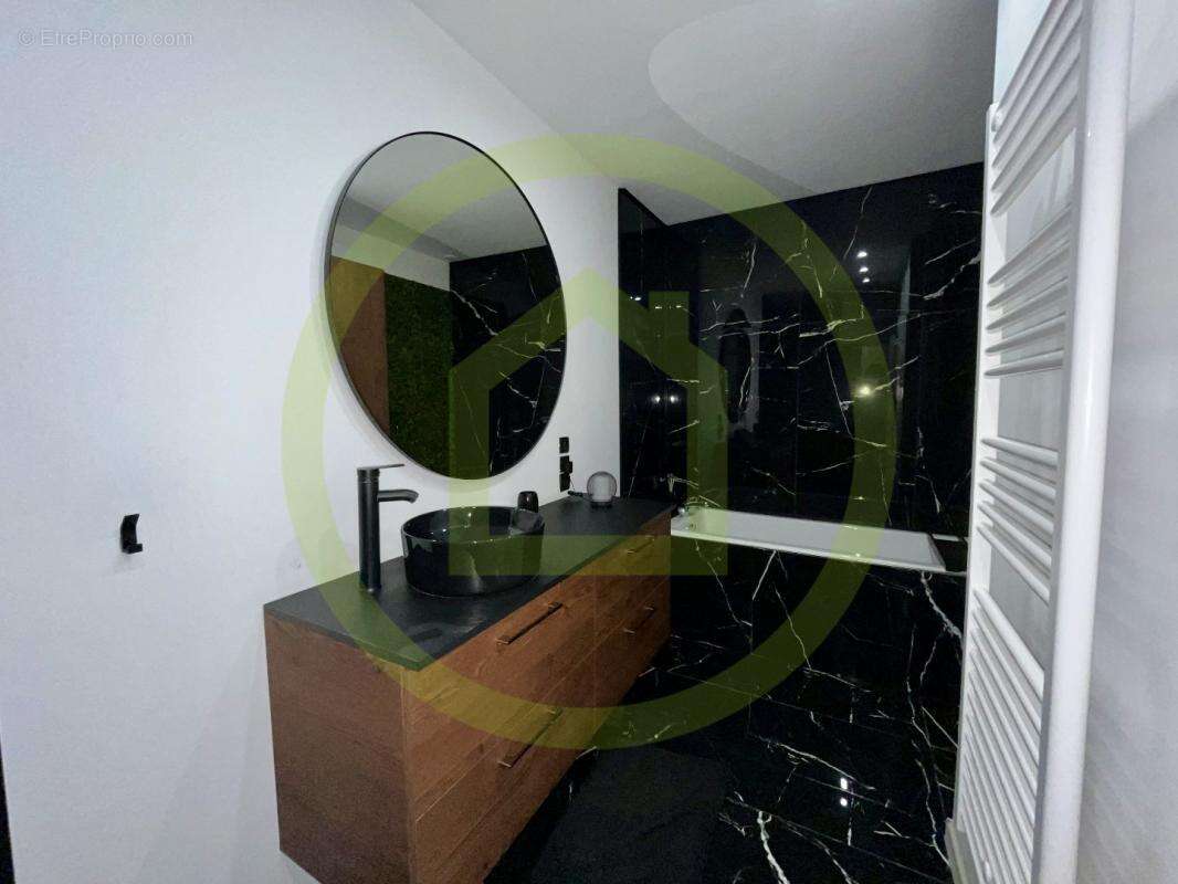 Maison à FRESNES-SUR-ESCAUT