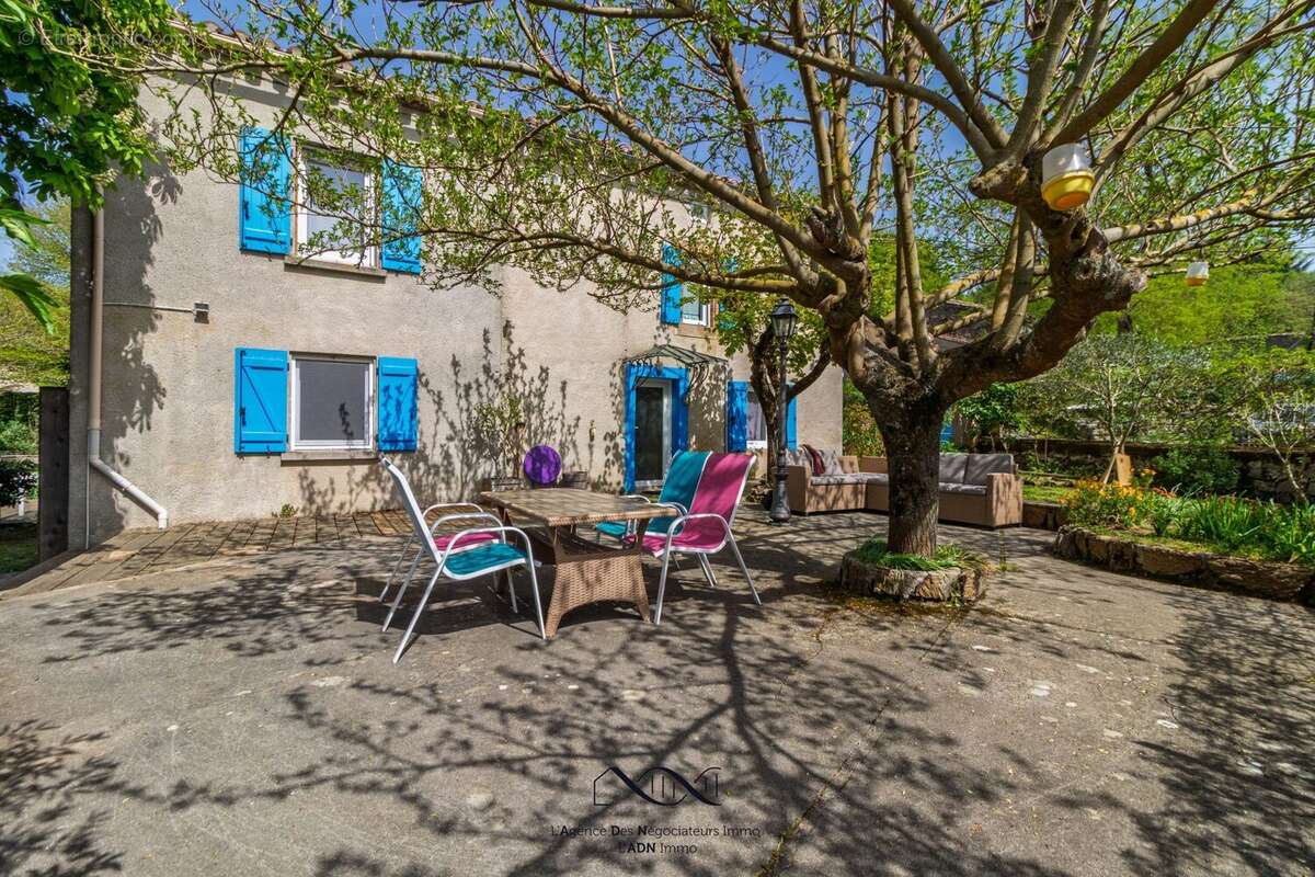 Maison 121 m² à Villardebelle  - photo 3