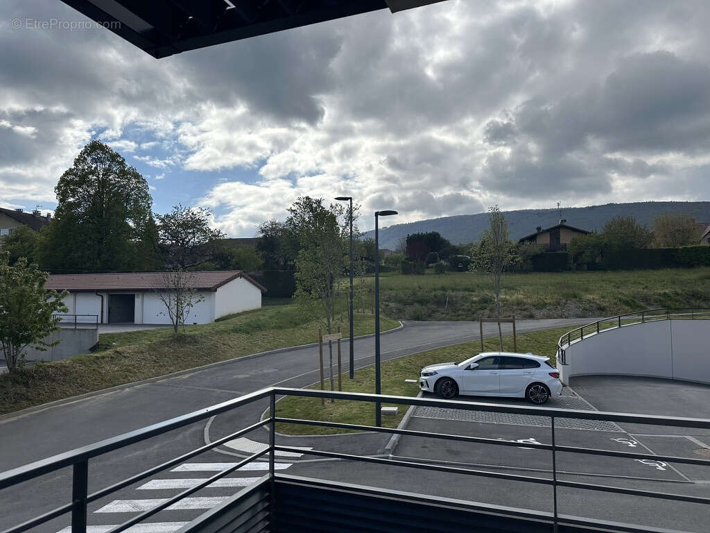 Appartement à REIGNIER