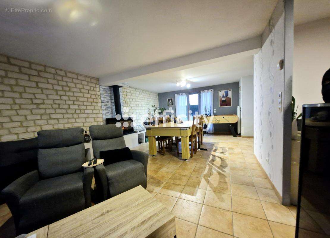 Maison 133 m² à Saint-Martin-En-Campagne  - photo 4
