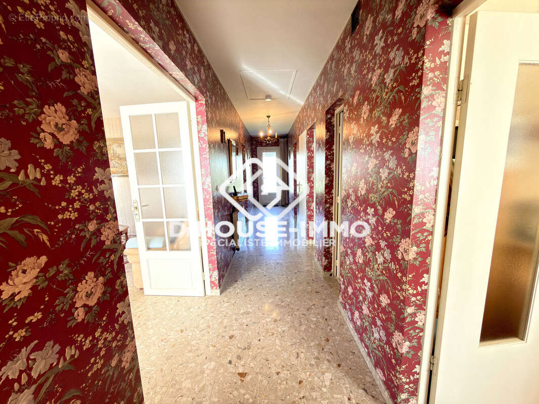 Maison 95 m² à Cornille  - photo 2