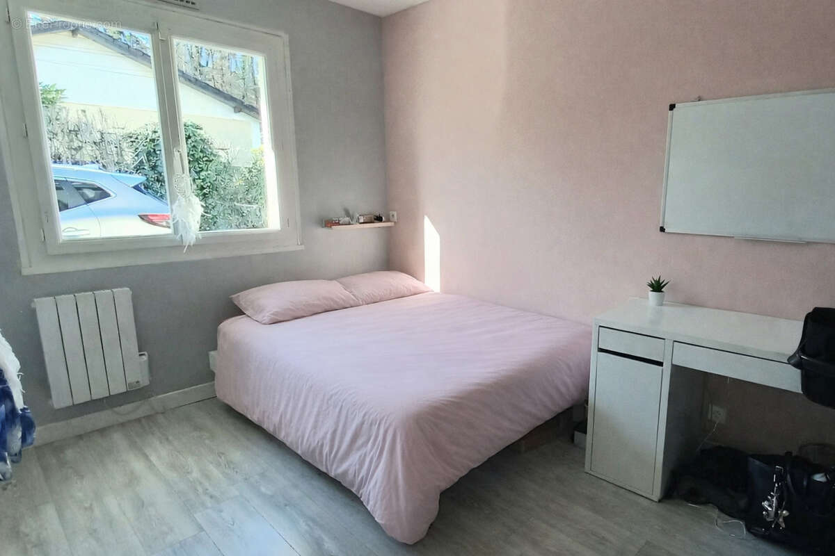Maison à CHAVANOZ