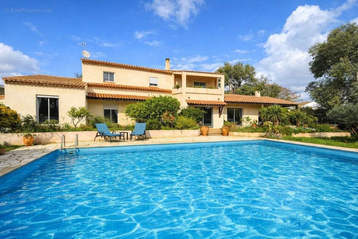 Une propriété introuvable : 2 159 m² de jardin privé au cœur de narbonne - photo 3
