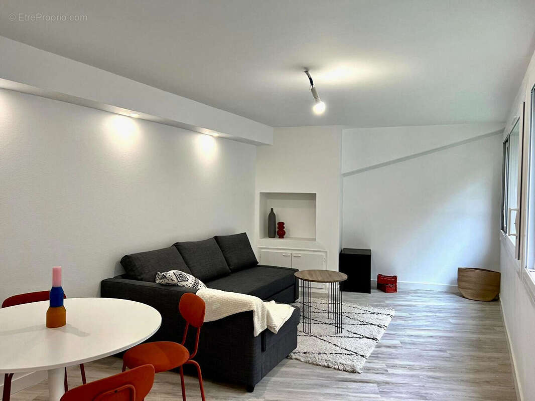 Spécial investisseur immeuble hyper centre Pau 7 pièces et roof top - photo 6