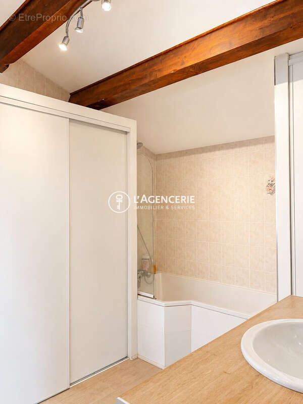 Maison 280 m² à Gujan-Mestras  - photo 8