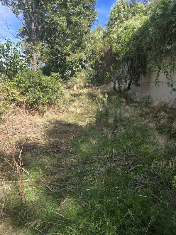 Terrain à MARSEILLE-14E