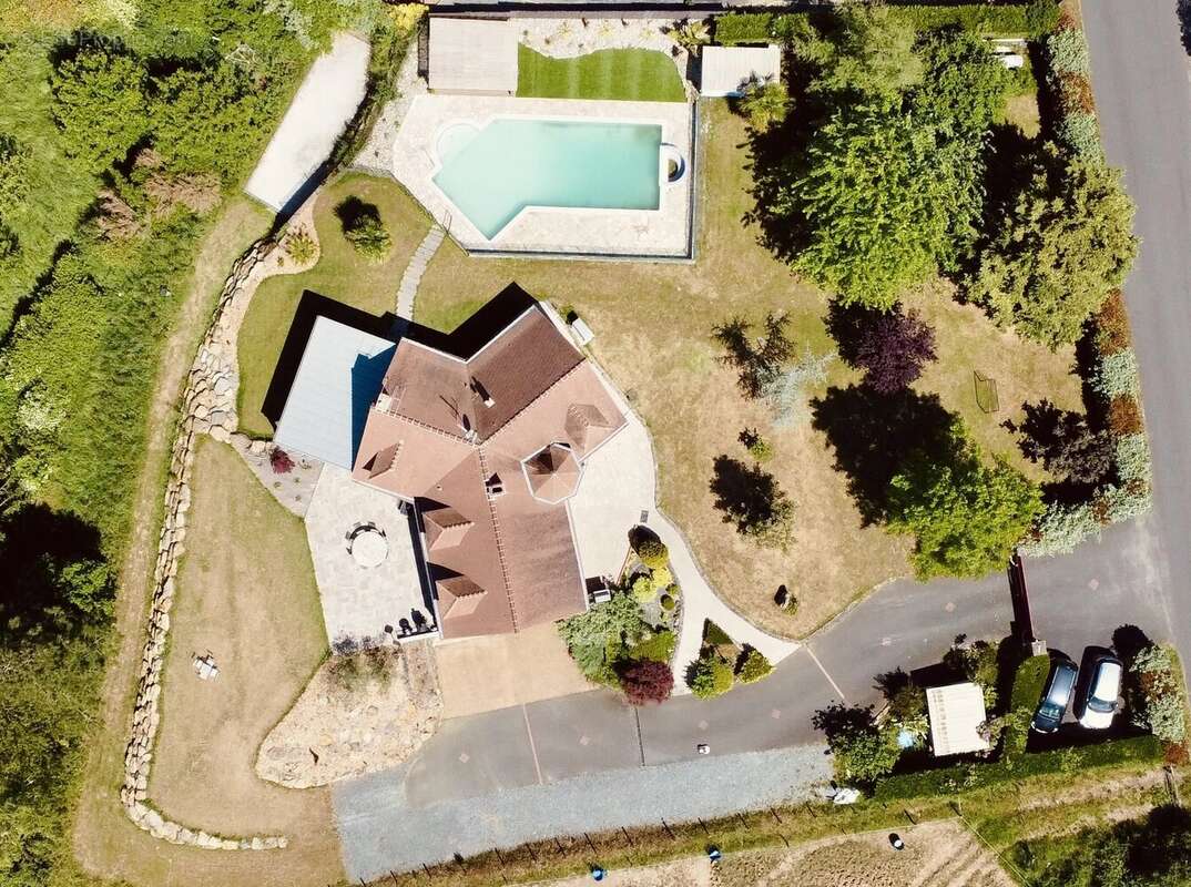 Maison à SABLE-SUR-SARTHE