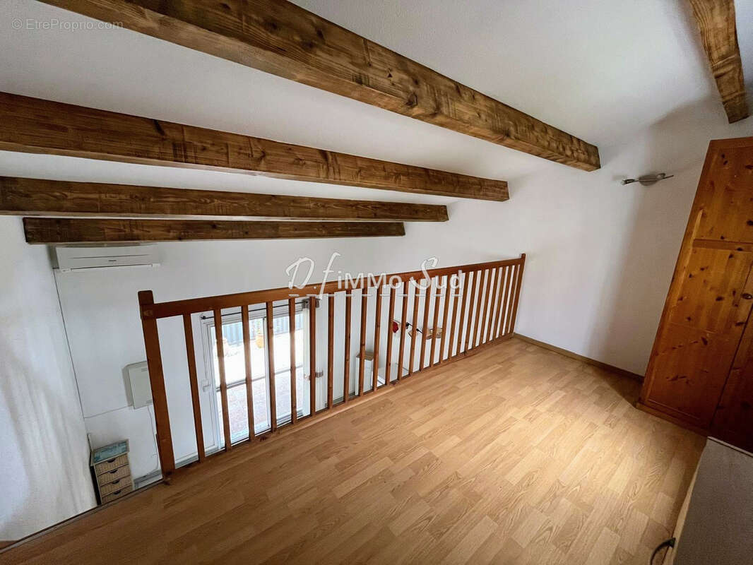 Maison 2 faces avec exterieurs et veranda - photo 11